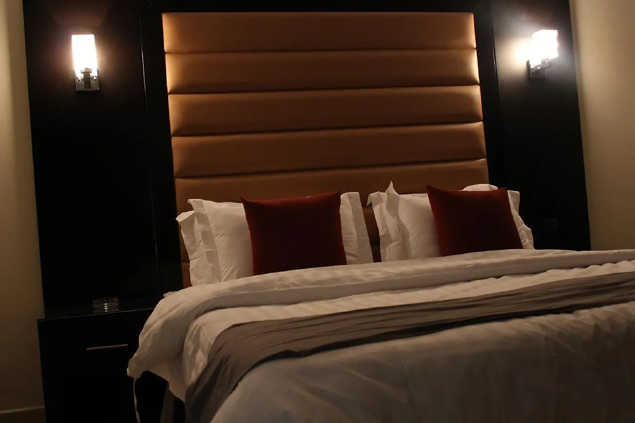 מלון דירות דמאם Al Burj Hotel Suites ערב הסעודית